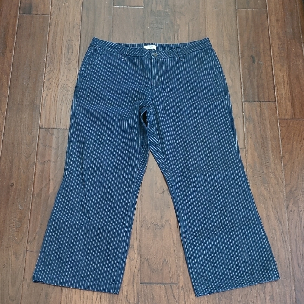 Cato women's dark blue pinstripe wideleg jeans size 18W